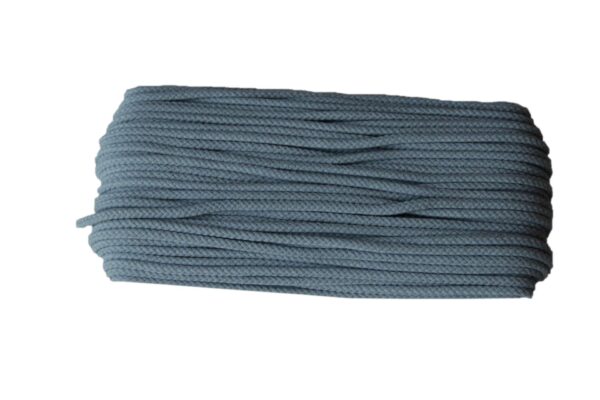 koord rond wolken blauw