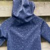 softshell regendruppels speelpak Softshell Marine Blauw Waterdruppels